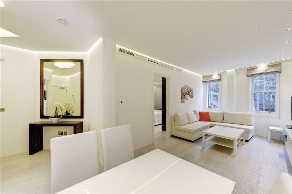 Heart Of Knightsbridge - Stunning Air Conditioned Apartment - 1 Minute Walk From Harrods London Exterior photo